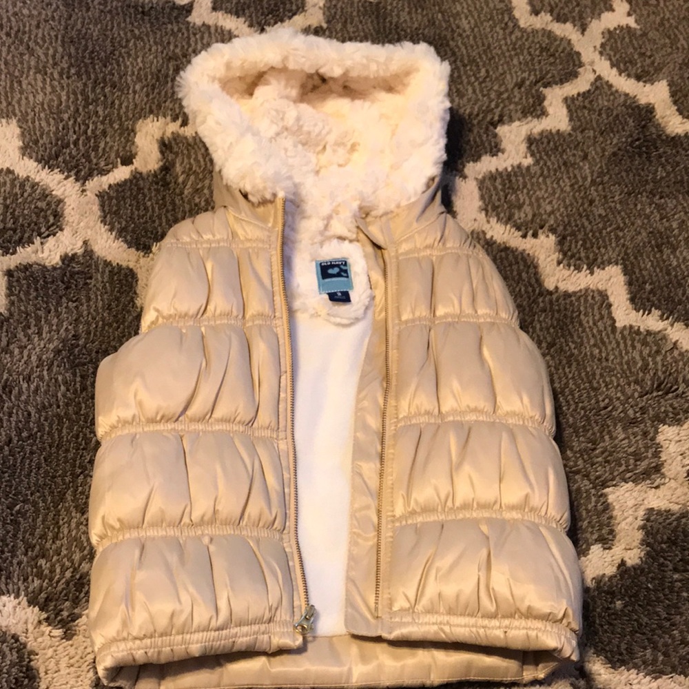 Girls gold puffer vest 3T
